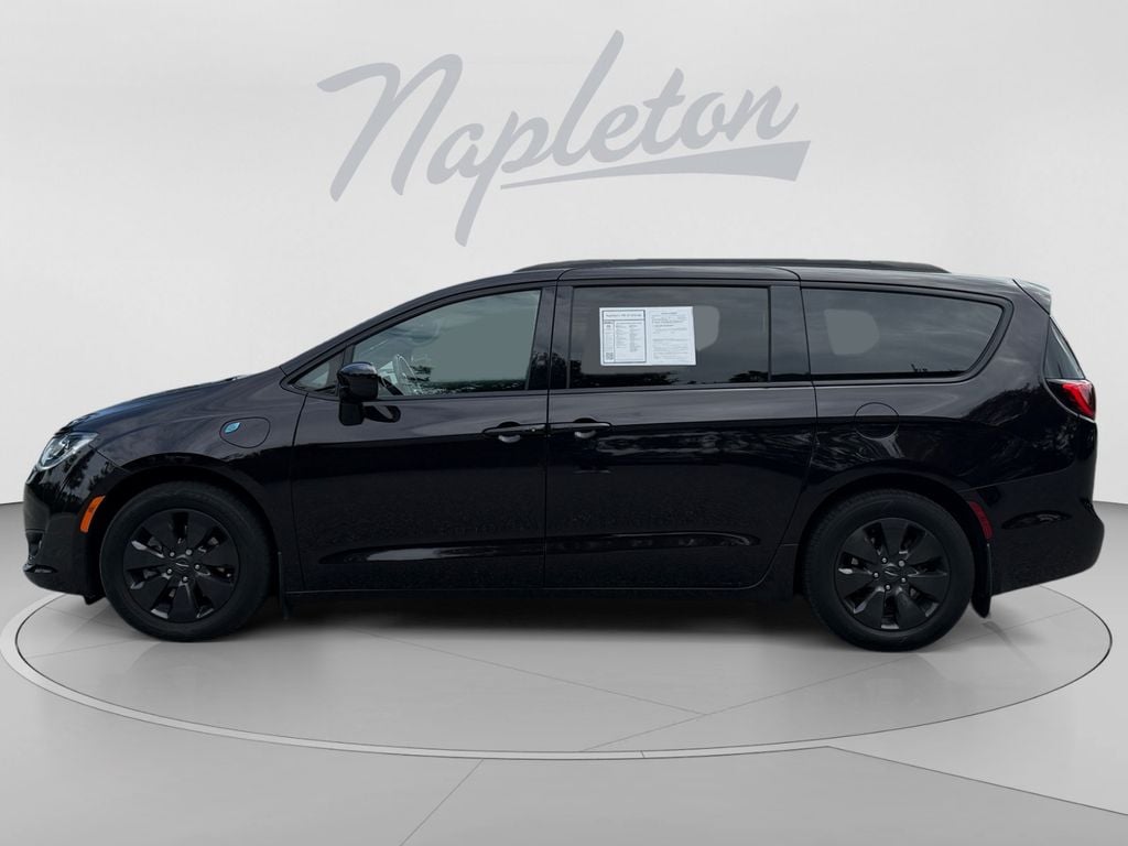 chrysler pacifica hybrid 2019 2C4RC1L72KR570703 image chrysler pacifica hybrid 2019 2C4RC1L72KR570703 image